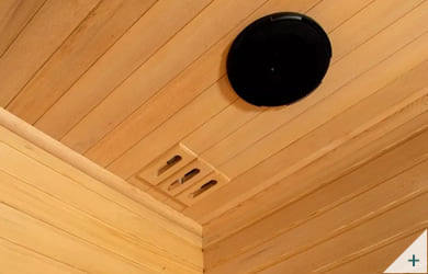 Sauna infrarossi Camilla - Foto degli interni: cassa stereo e presa d'aria